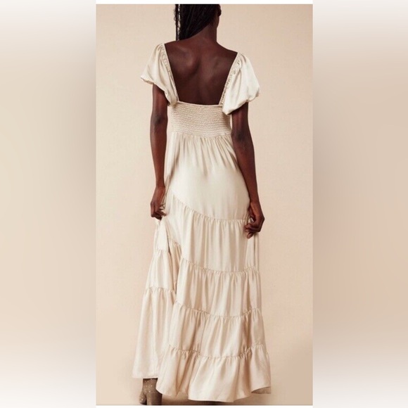 Free People Sundrenched Silky Maxi Dress Tiered Skirt Puff Sleeves Khaki Ivory - Picture 2 of 5